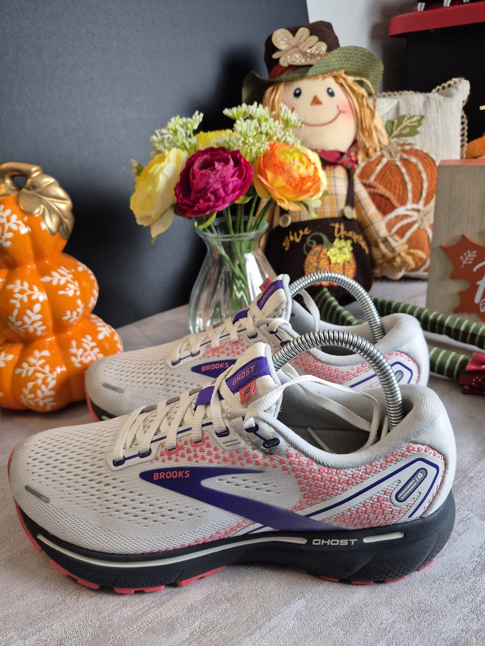 Brooks Ghost Women's Running Shoes - White with Purple & Pink Accents.Size 9